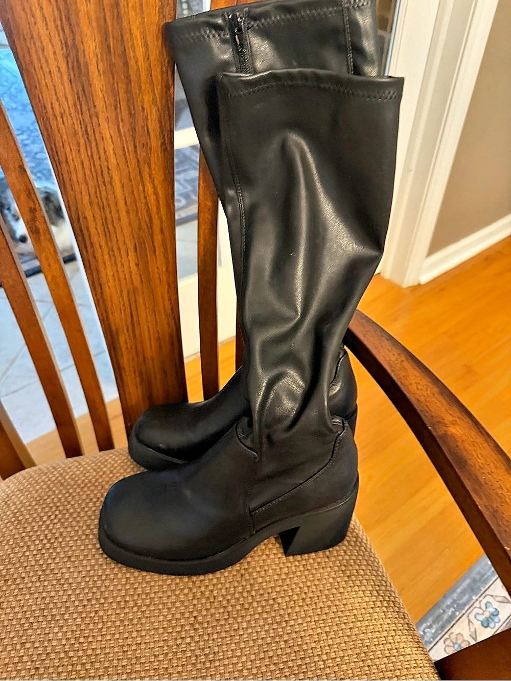 Madden Girl Women's Black knee high Boots Size 7M